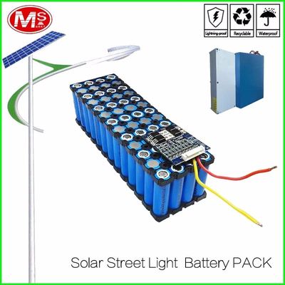 Китай Цилиндрическая батарея уличного света пакета литий-ионного аккумулятора ЛифеПО4/12В 15Ах солнечная завод